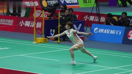 动和防守反