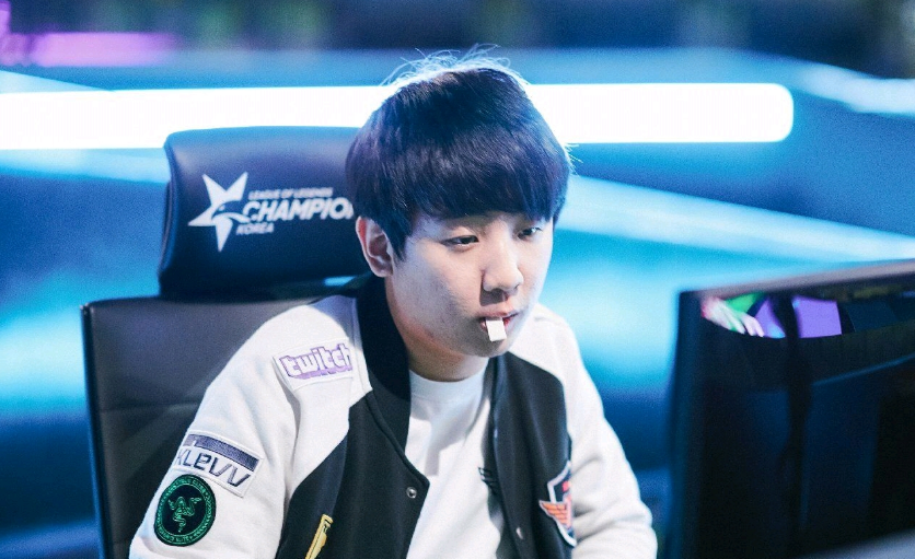 雷霆力克卫 雷霆力克卫