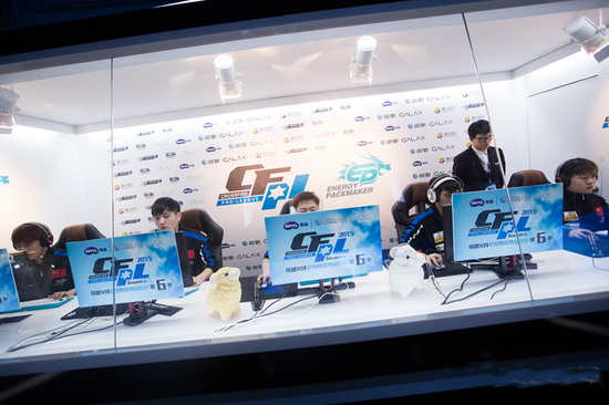 特别是在西 特别是在西