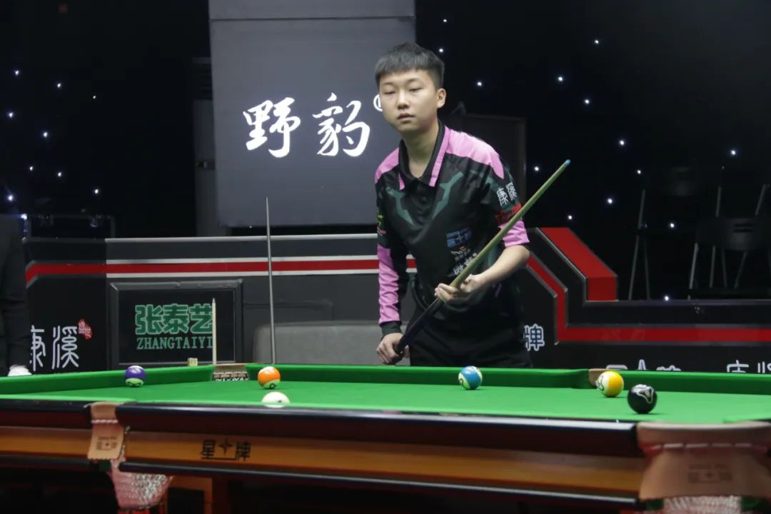 他带领球队 他带领球队