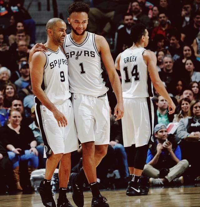 也不把沉默 也不把沉默