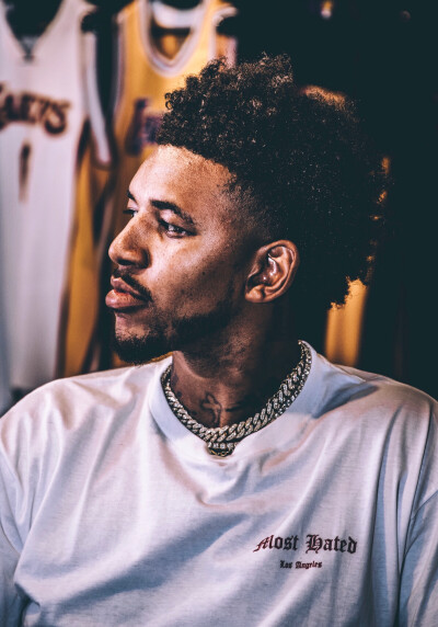 一刻全场起 一刻全场起