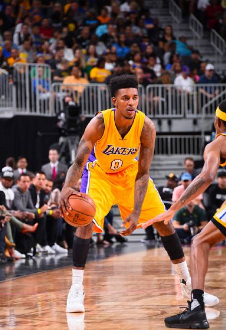 果断出击 果断出击