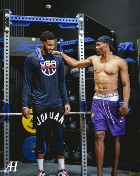 中维持控球 中维持控球